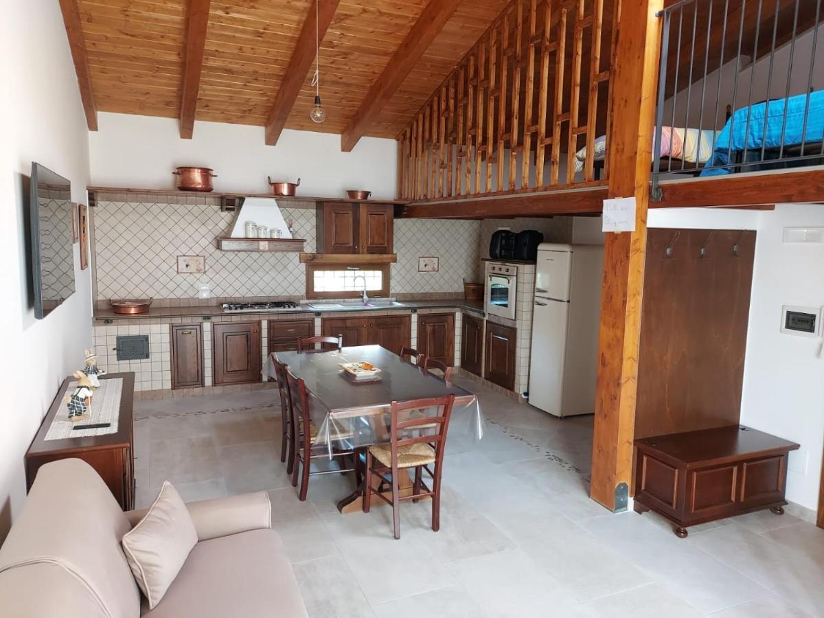 La Casa Sull'Aia,Av Bed & Breakfast Santo Stefano del Sole ภายนอก รูปภาพ