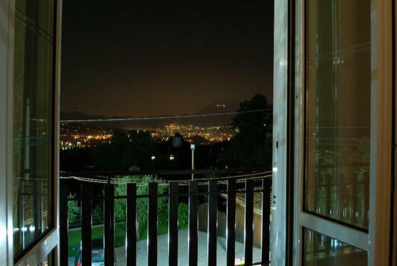 La Casa Sull'Aia,Av Bed & Breakfast Santo Stefano del Sole ภายนอก รูปภาพ