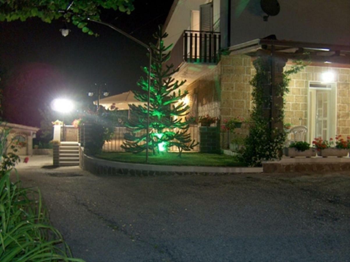 La Casa Sull'Aia,Av Bed & Breakfast Santo Stefano del Sole ภายนอก รูปภาพ